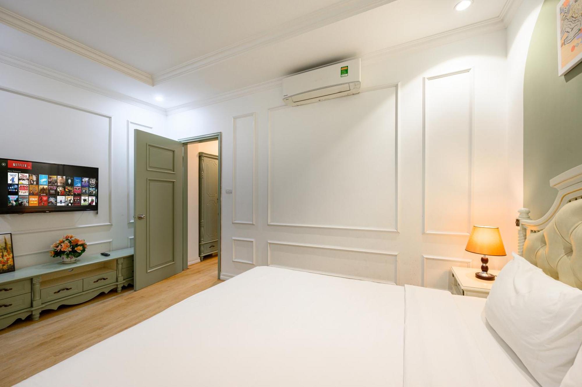 Libra Hotel Residence By Luxe Paradise Hanoi Bagian luar foto