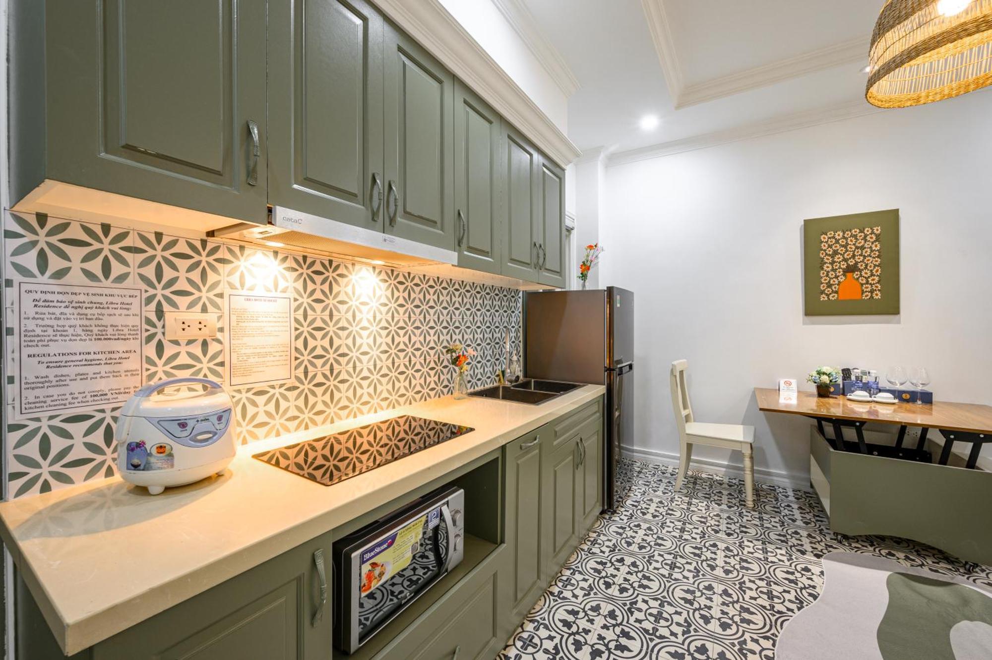 Libra Hotel Residence By Luxe Paradise Hanoi Bagian luar foto
