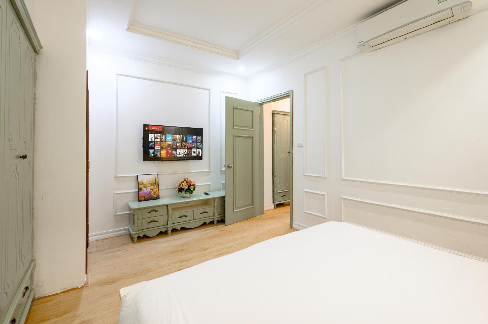 Libra Hotel Residence By Luxe Paradise Hanoi Bagian luar foto