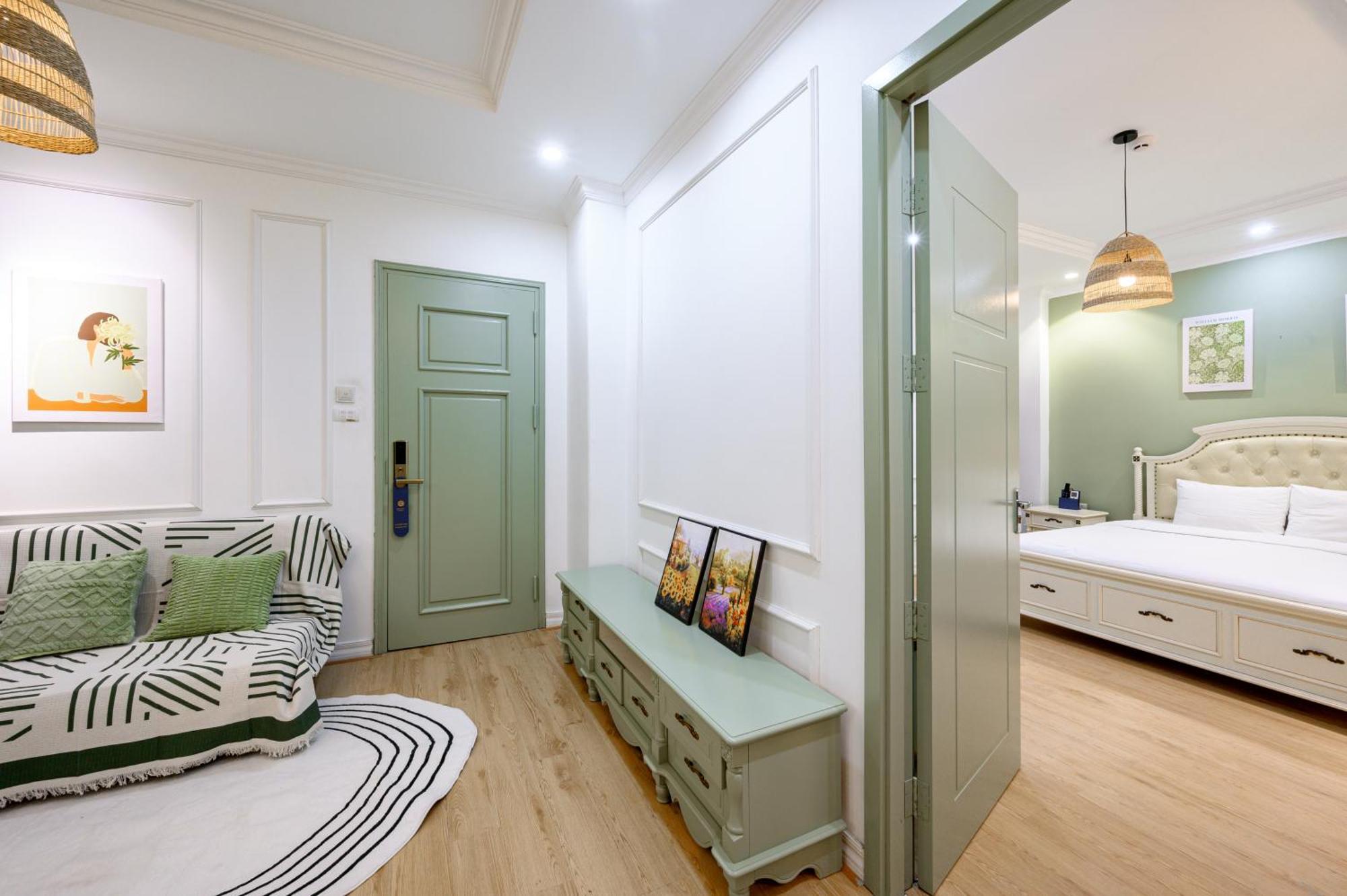 Libra Hotel Residence By Luxe Paradise Hanoi Bagian luar foto