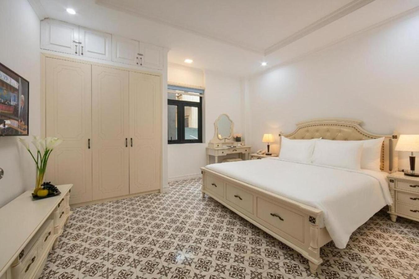 Libra Hotel Residence By Luxe Paradise Hanoi Bagian luar foto
