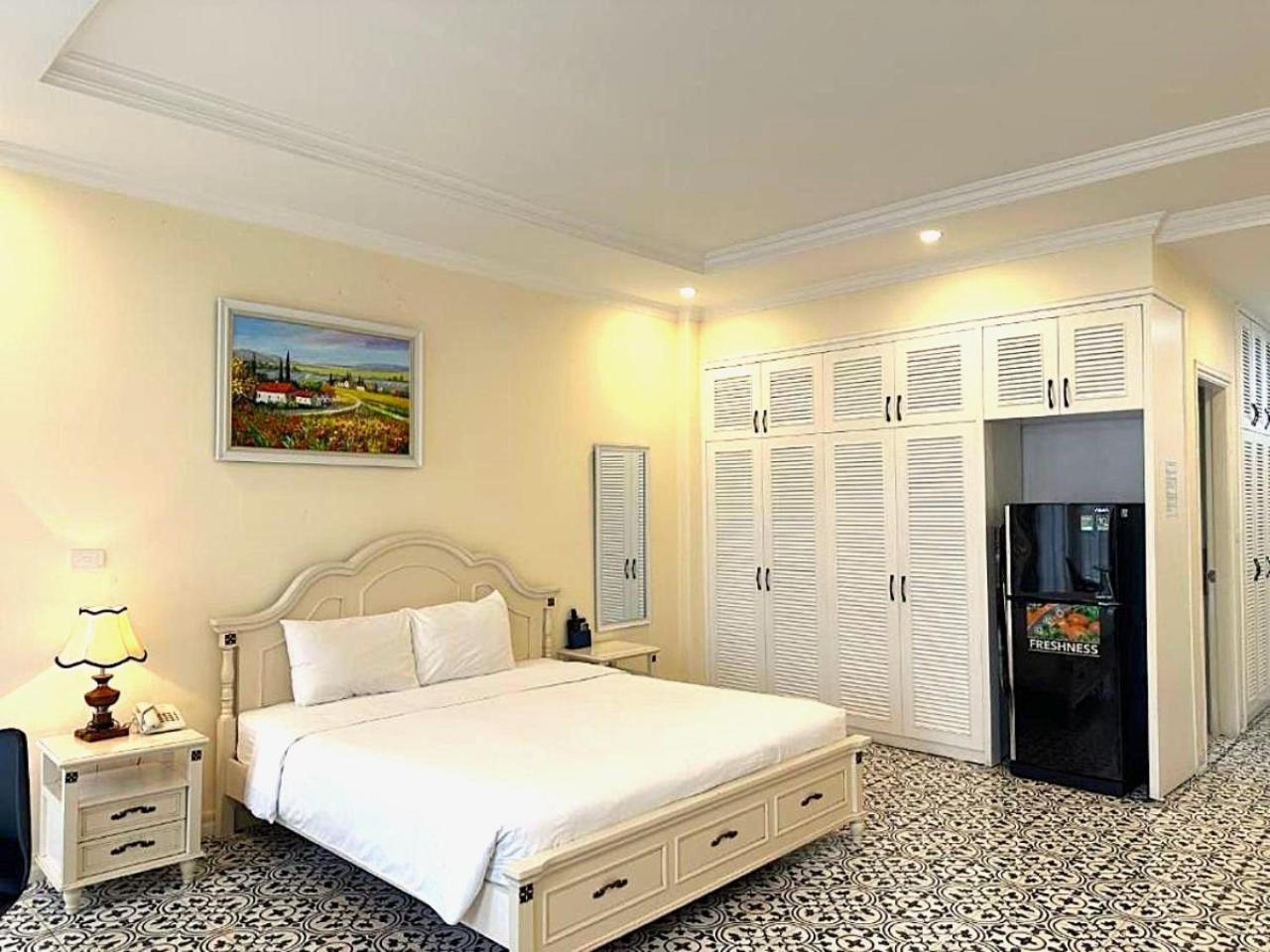 Libra Hotel Residence By Luxe Paradise Hanoi Bagian luar foto